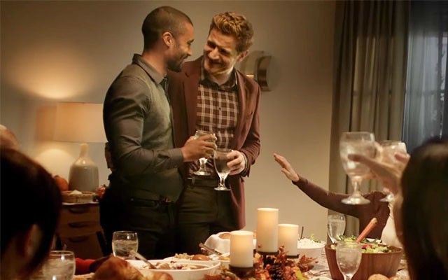 There’s a Gay Couple in Kohl’s Holiday Commercial