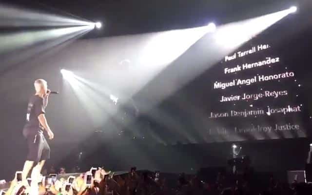 Justin Bieber Performs Touching Tribute In Orlando