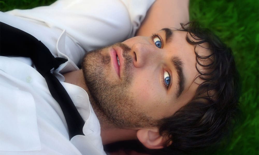 Gay Men Love Men With the Same Eye Color as Their Dad