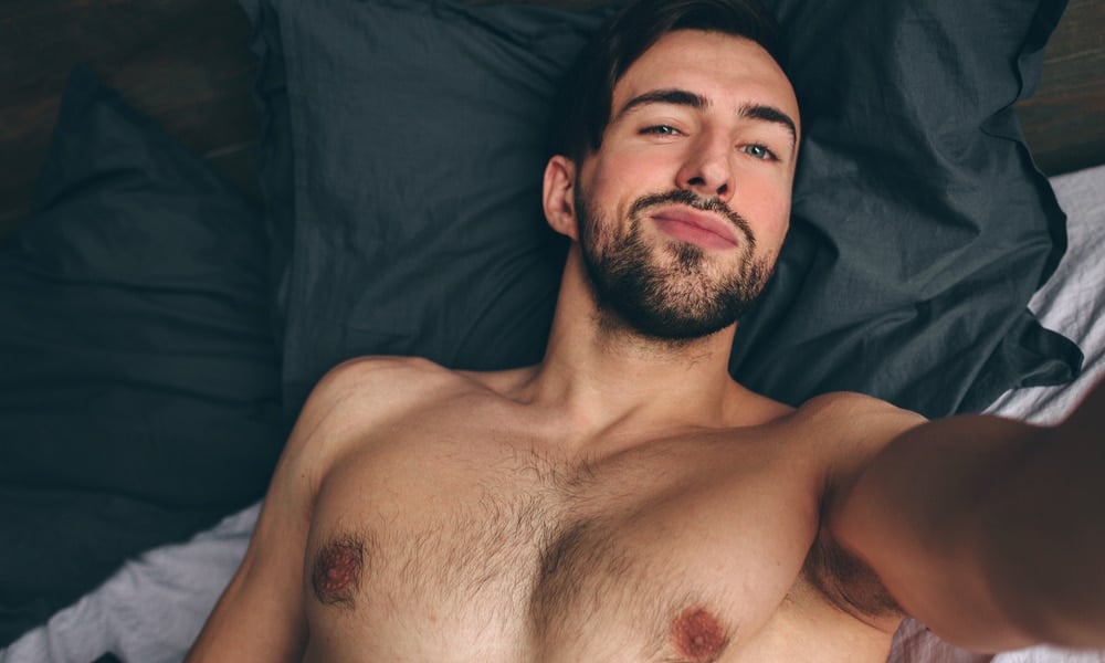 Grindr Profile Pics Are All About the Hook Up 