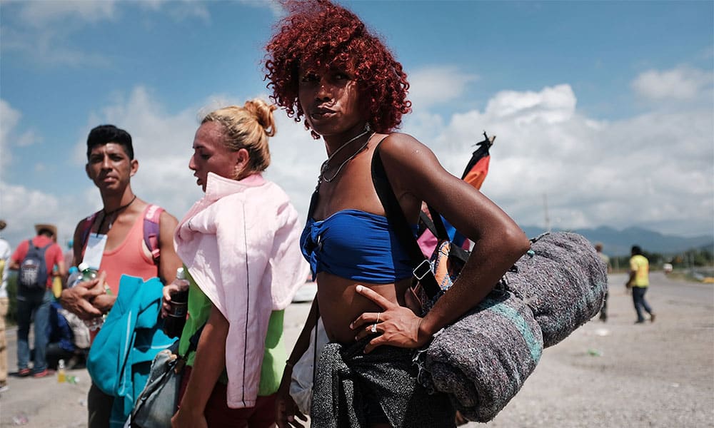 LGBT Migrants Forced to ‘Prove’ Their Gender Identity at US Border