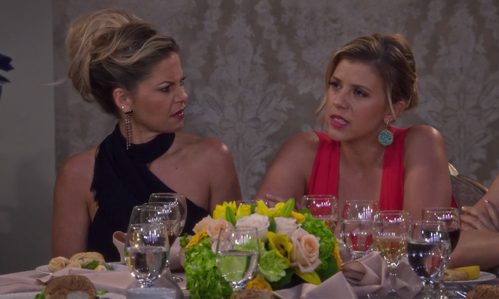 Netflix ‘Fuller House’ Reveals Stephanie Tanner Is Bisexual