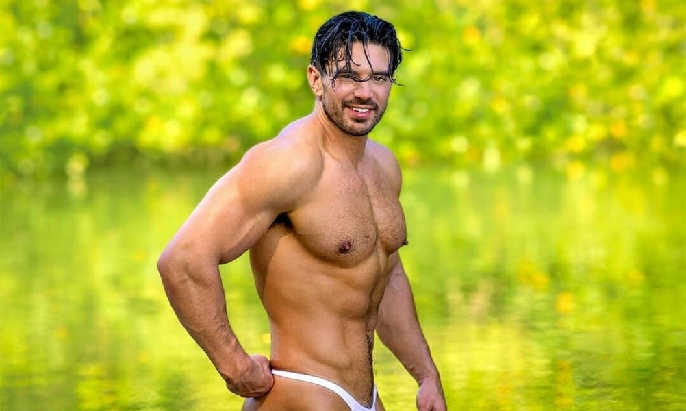 Steve Grand’s ‘DNA’ Cover Leaves Nothing to the Imagination