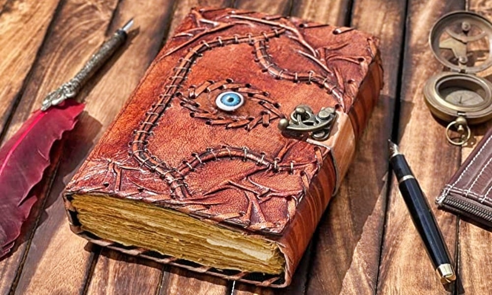 31 Wicked ‘Hocus Pocus’ Items That Will Put A Spell on You