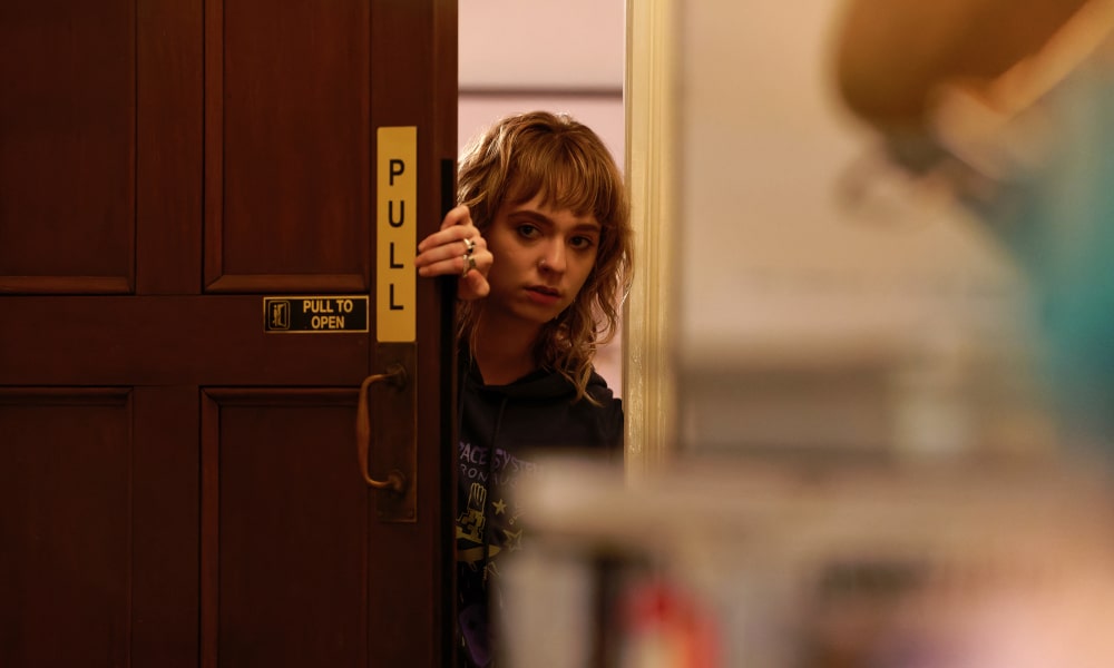 Jess McLeod Says Janae is “Falling in Love With Themself” in “One Of Us Is Lying” S2