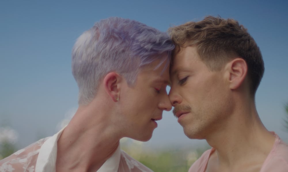 Exclusive Premiere: Magnus Riise’s ‘Earthquake’ Music Video Takes Love to Depths Uncharted