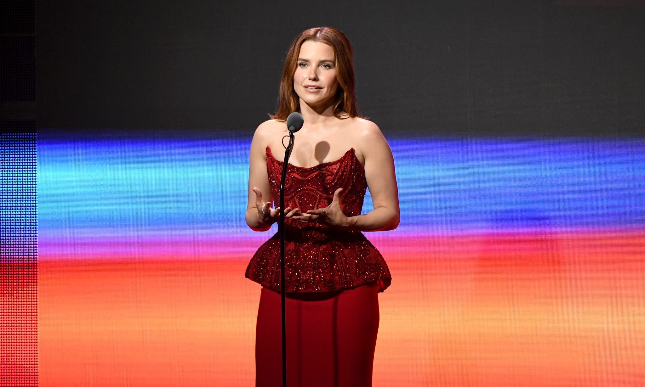 Actress and activist Sophia Bush was one of the standout figures at the 2025 GLAAD Media Awards with her witty and sweet remarks on stage.