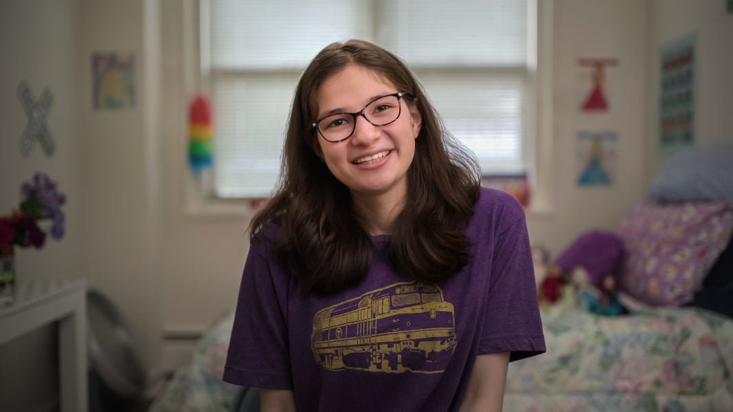 EXCLUSIVE: Pari’s Queer Love Story Begins in Netflix’s ‘Love on the Spectrum’