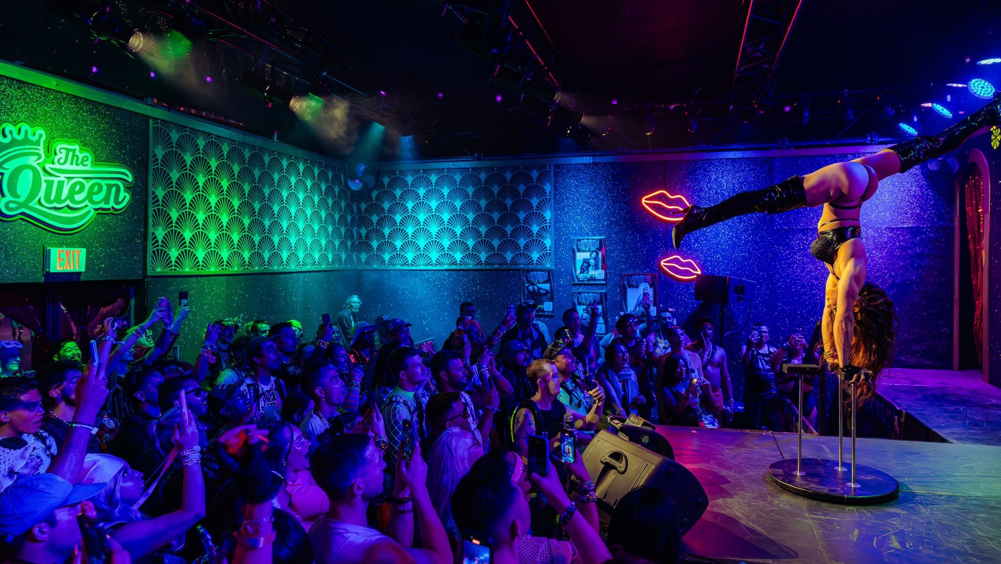 EDC 2025: Queen Bar Shines with Iconic Drag Performances by Coco Montrese, April Carrion, and Kimora Blac