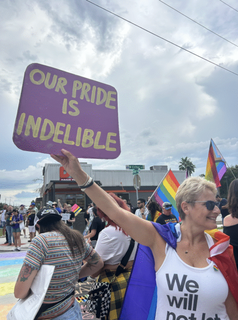 Pulse Nightclub protestors rally around the sidewalk. Photo: queernewsdaily