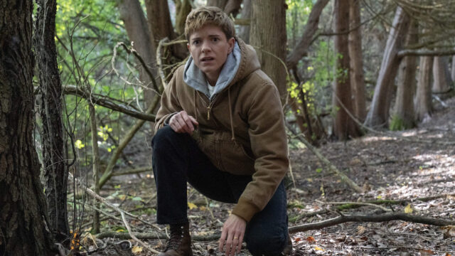 WAYWARD. Mae Martin as Alex Dempsey in episode 107 of Wayward. Cr. MICHAEL GIBSON/Netflix© 2025