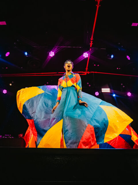 Yvie Oddly