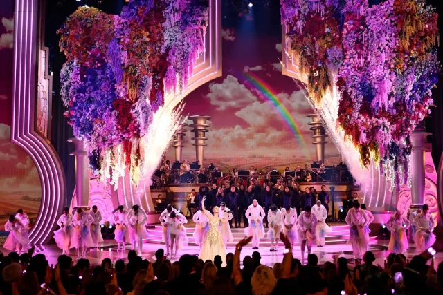 Ariana Grande and Cynthia Erivo headline NBC’s Wicked: One Wonderful Night, a musical TV special featuring performances, behind-the-scenes moments, and surprise guests.