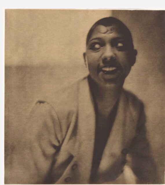 Portrait of Josephine Baker
1925, Baron Adolf de Meyer. Collotype. Getty Museum
