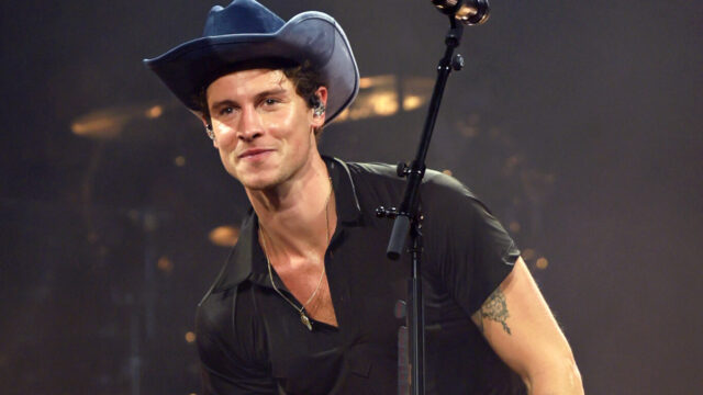 Shawn Mendes performs onstage during the On The Road Again tour at TD Garden on September 25, 2025 in Boston, Massachusetts.