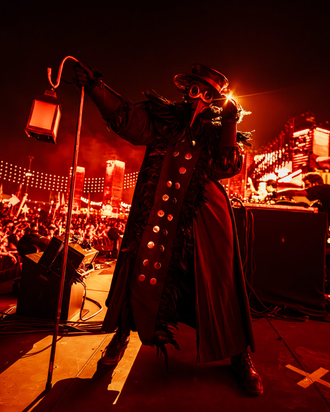 Halloween fans attended Insomniac's Escape Psycho Circus with a lineup of DJs and spooktacular performers. Photo: Jake West via Insomniac