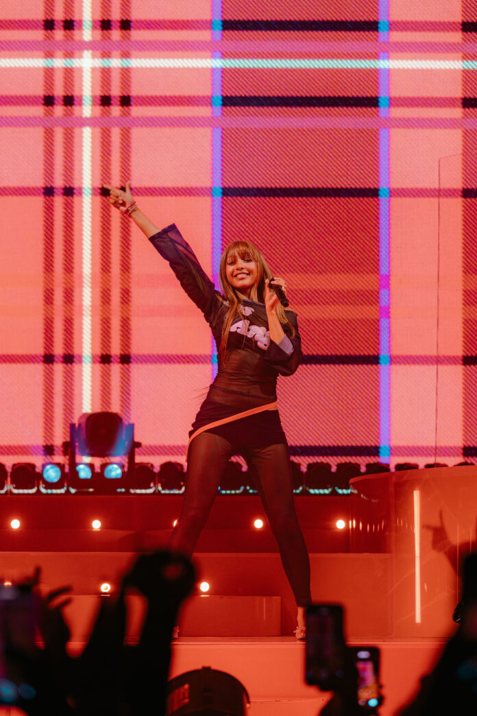 PinkPantheress at her final night of a 4 show residency at the Wiltern. Photo: Izzy Hassan (@izzyh_visuals)