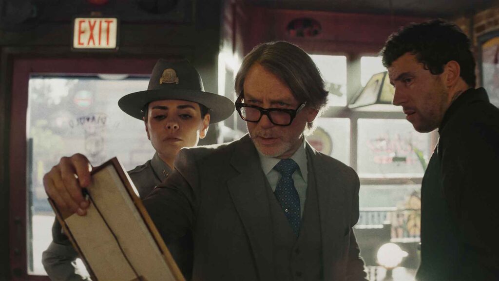 Wake Up Dead Man: A Knives Out Mystery. Cr. John Wilson/Netflix © 2025