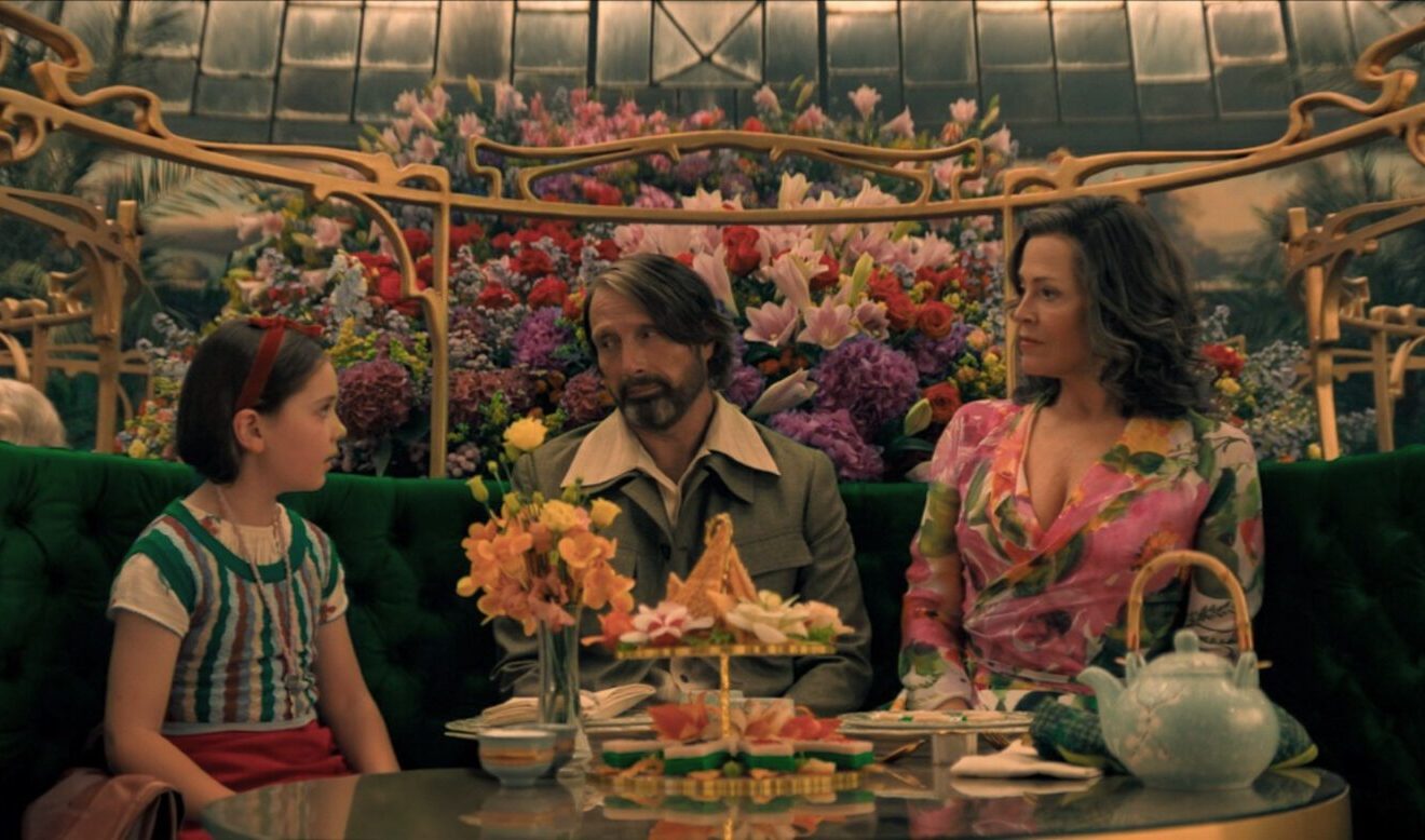 Sophie Sloan, Mads Mikkelsen, and Sigourney Weaver in Dust Bunny.