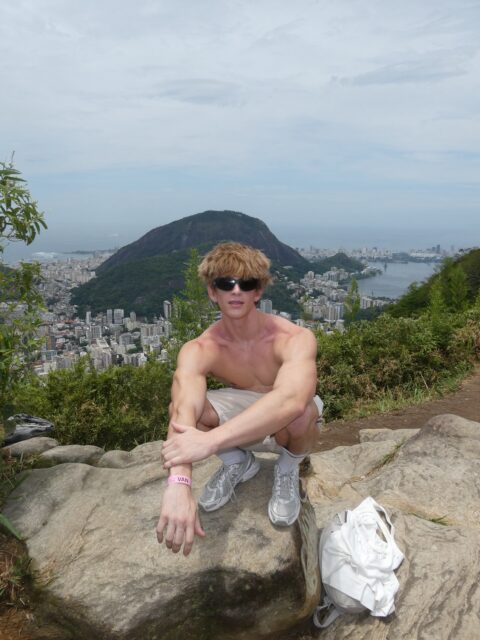 OnlyFans star Reno Gold marks 30 with a Rio trip, opening up about confidence, career shifts, financial security, and what comes next.