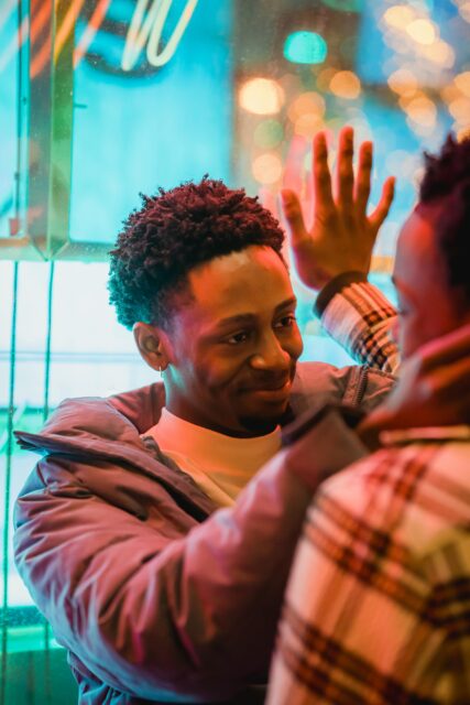 Queer dating prioritizes consent, communication, and authenticity. Here are five lessons straight dating culture could learn — according to experts.
