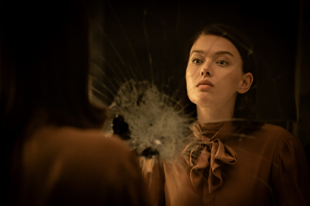 The Beauty -- "Beautiful Beauty Day" -- Season 1, Episode 10 (Airs Wed, March 4) -- Pictured: Jessica Alexander as Jordan Bennett. CR: Eric Liebowitz/FX