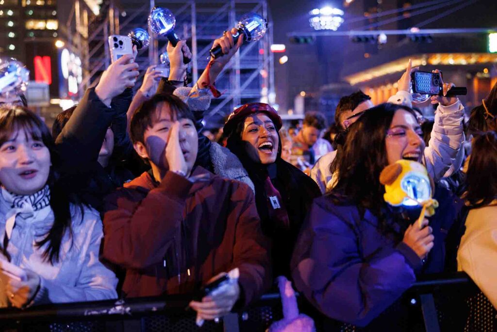 BTS The Comeback Live | Arirang at Gwanghwamun Square on March 21st in Seoul, Korea / BIGHIT MUSIC AND NETFLIX © 2026