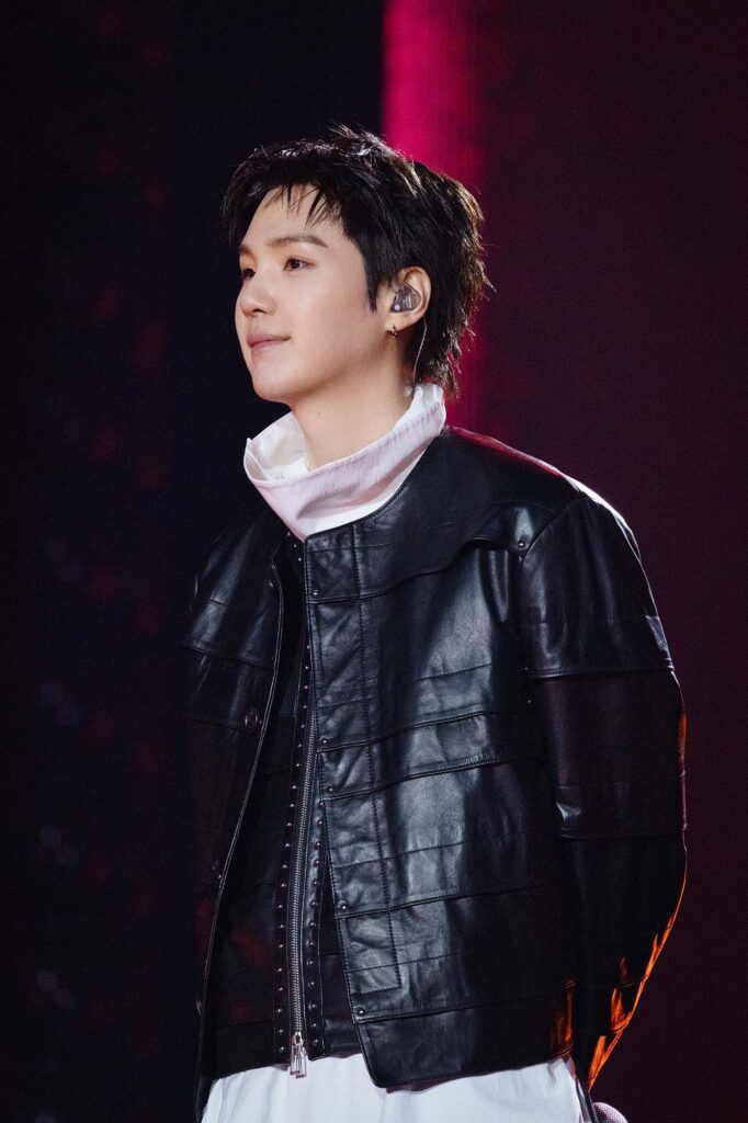 SUGA at BTS The Comeback Live | Arirang at Gwanghwamun Square on March 21st in Seoul, Korea / BIGHIT MUSIC AND NETFLIX © 2026