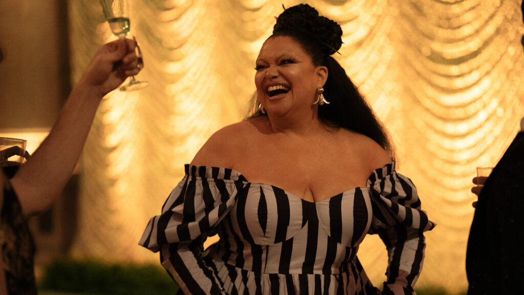 Survival of the Thickest S3. Michelle Buteau as Mavis Beaumont in Episode #301 of Survival of the Thickest S3. Cr. Vanessa Clifton/ Netflix © 2025