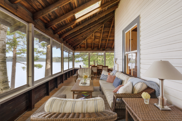 Experience the real-life 'Heated Rivalry' Muskoka retreat on Airbnb. Book limited fall stays at Gordon Bay Cottage starting September 15 for $180 CAD a night.