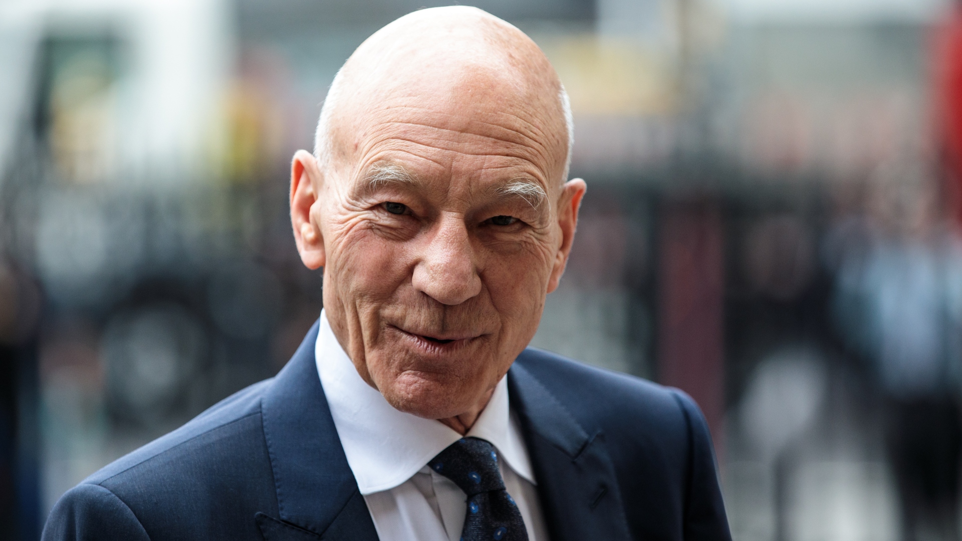 Patrick Stewart dies at 86